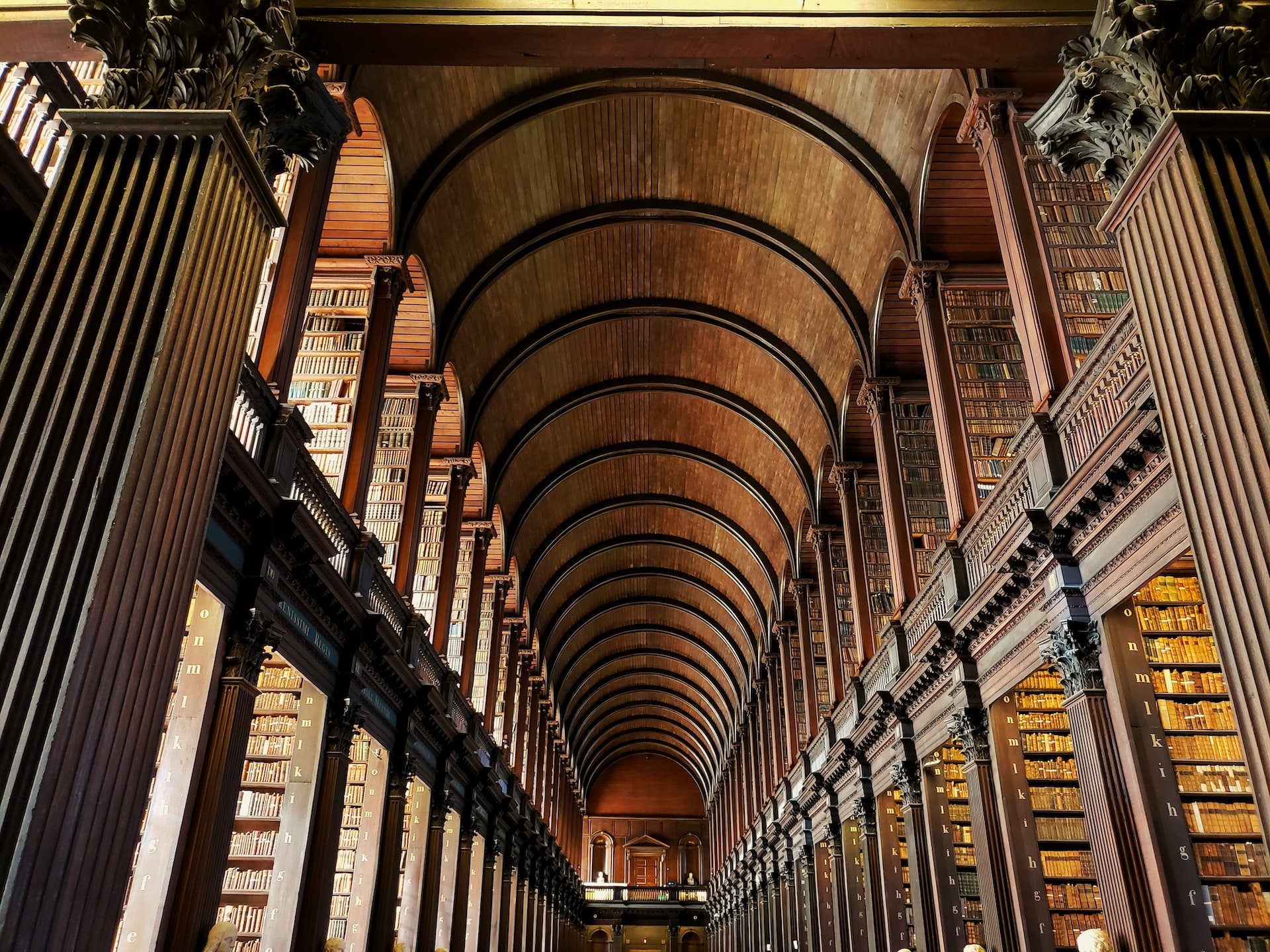 8 of Ireland’s Most Famous Tourist Sites